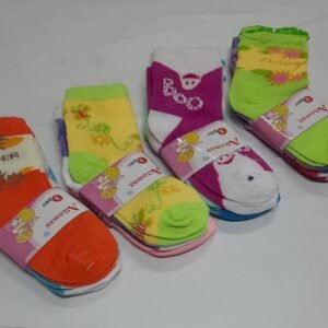 DOCE MEDIAS INFANTILES